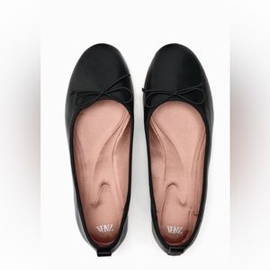 Zara ballet flats size 37.  Only worn once